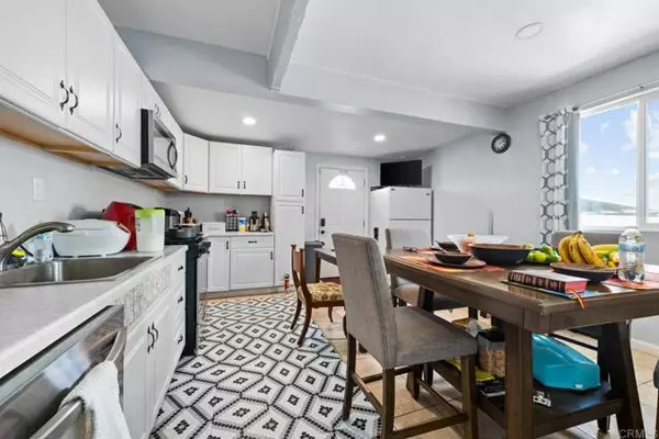 Anza, CA 92539,37650 Tripp Flats Road