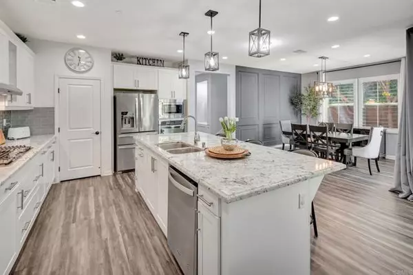 Escondido, CA 92029,21408 Trail Ridge Drive