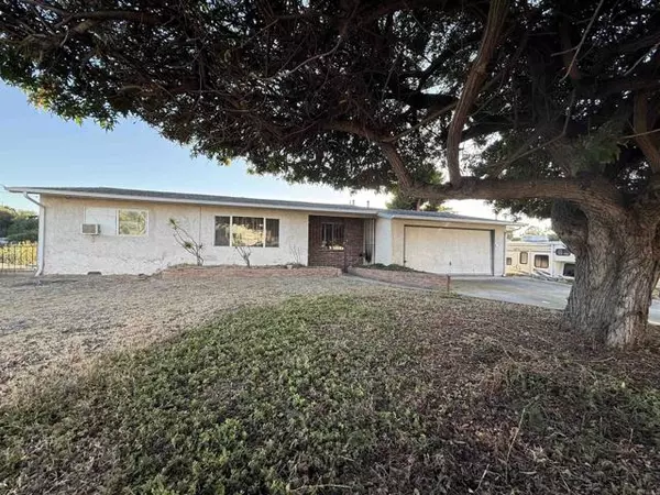 2220 Rachael Avenue, National City, CA 91950
