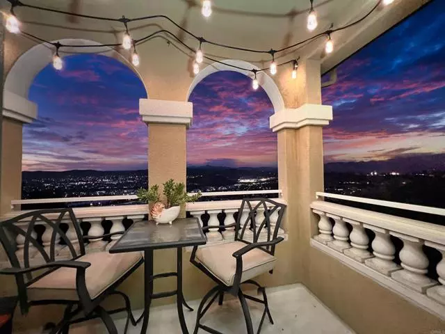 Santee, CA 92071,1710 Montilla