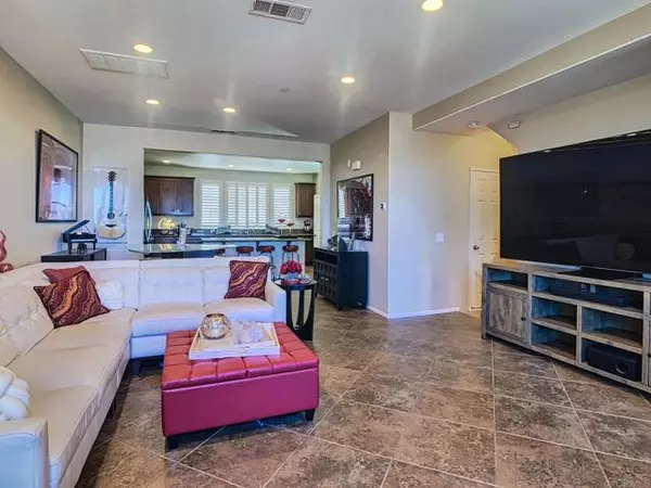 Santee, CA 92071,1710 Montilla