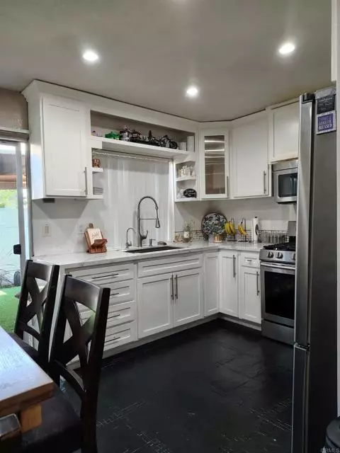 San Ysidro (san Diego), CA 92173,1606 little dipper way