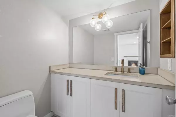 Santee, CA 92071,10525 Flora Verda Court