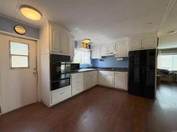 Santee, CA 92071,8712 N Magnolia #169