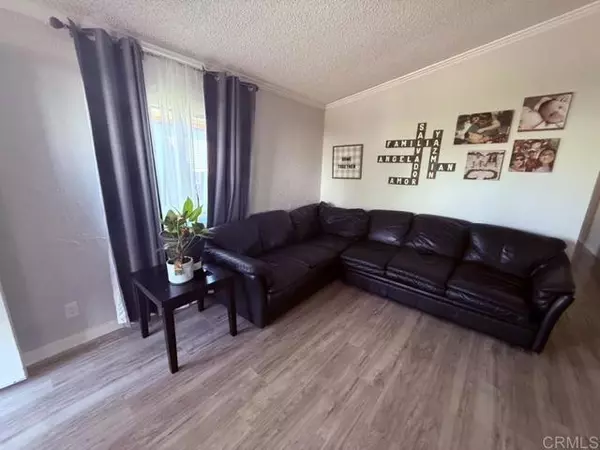 San Diego, CA 92117,6460 Convoy Court #185