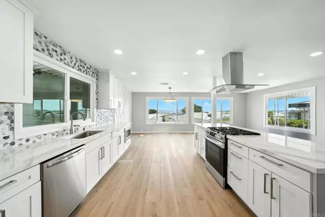 Spring Valley, CA 91977,275 S Worthington Street ##46