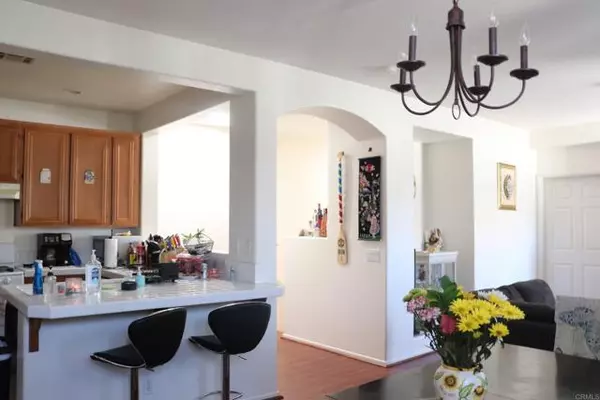 Chula Vista, CA 91915,2721 Castlehill Road #1