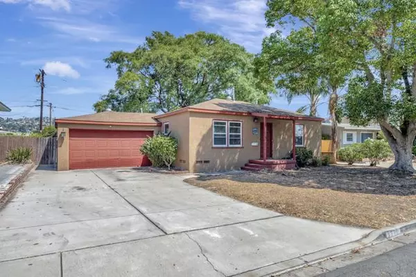 4371 Pomona Avenue, La Mesa, CA 91942