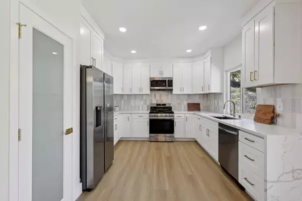 5471 Papagallo Drive, Oceanside, CA 92057