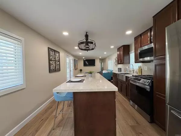 Chula Vista, CA 91913,1925 Otay Lakes Rd #43