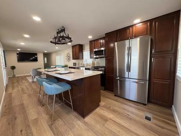 Chula Vista, CA 91913,1925 Otay Lakes Rd #43