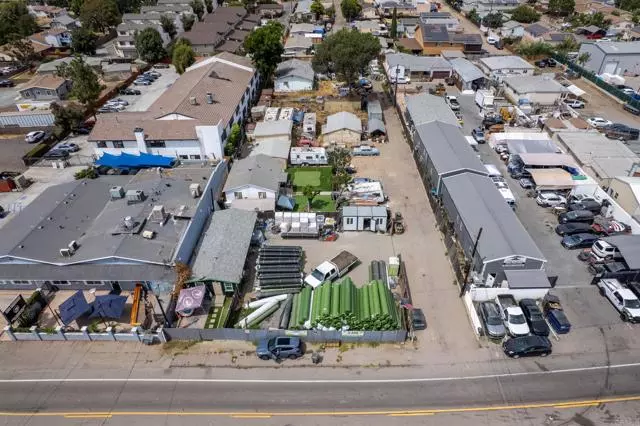 Spring Valley, CA 91977,8922 Troy St