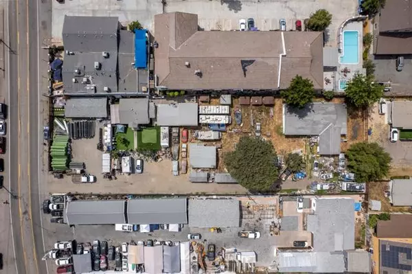 Spring Valley, CA 91977,8922 Troy St