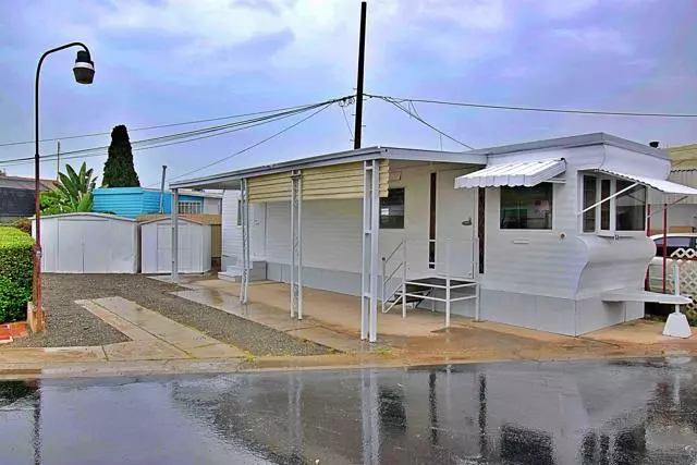 Chula Vista, CA 91910,708 H Street #64