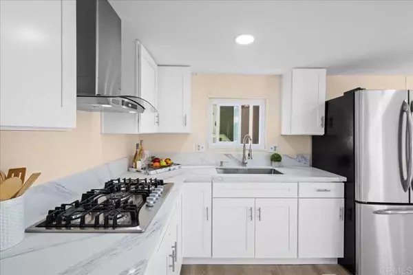 San Diego, CA 92114,402 63rd Street #90