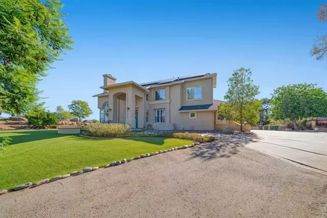 Alpine, CA 91901,2173 Twisted Oak Ln Lane