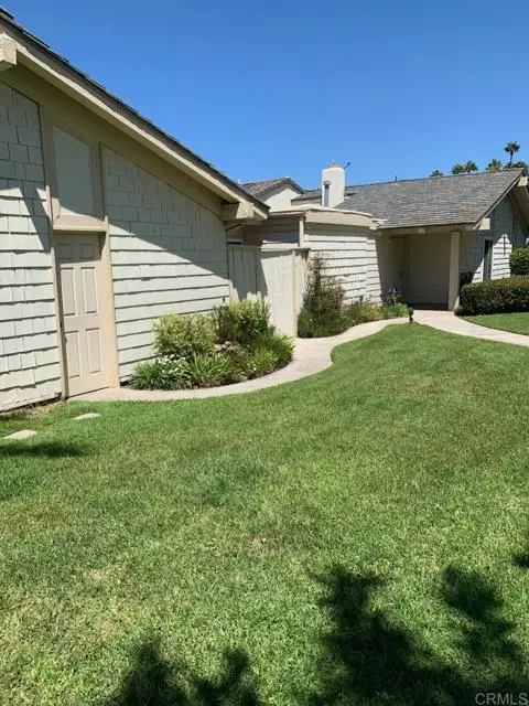 Coronado, CA 92118,1 catspaw cape