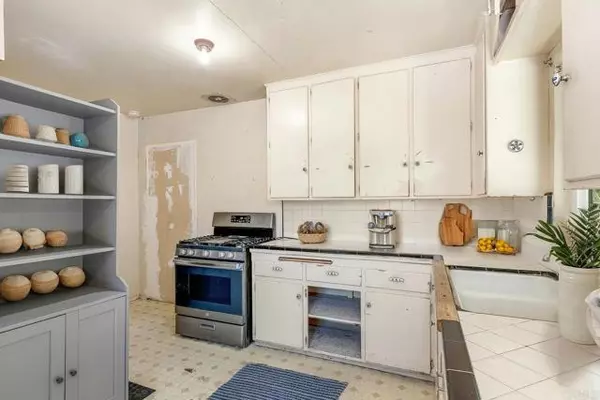 Imperial Beach, CA 91932,835 Corvina Street