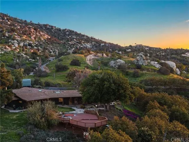 Escondido, CA 92025,15735 Highland Valley Rd