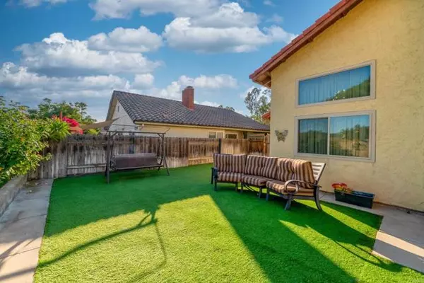 Spring Valley, CA 91978,10491 Moorpark Street