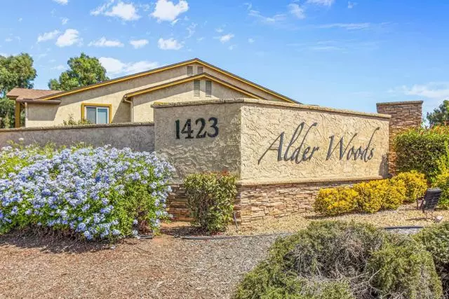 El Cajon, CA 92021,1423 Graves Avenue #238