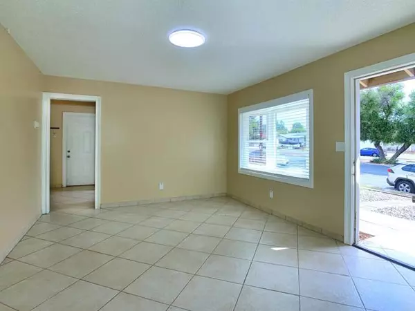 Santee, CA 92071,9336 Carlton Hills Blvd