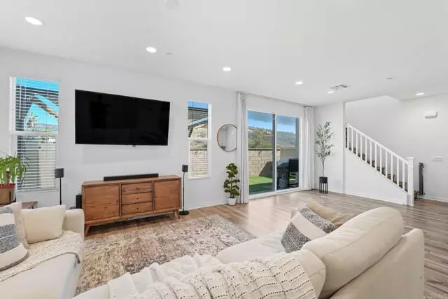 Spring Valley, CA 91977,2607 Nanza