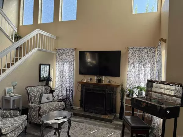 Santee, CA 92071,223 Clearcreek Place