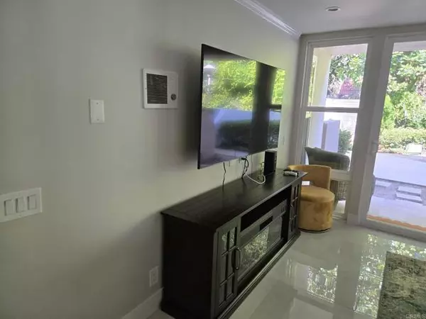 La Jolla (san Diego), CA 92037,2510 Torrey Pines Road #217