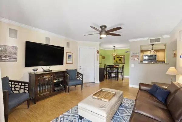 San Diego, CA 92128,12007 Alta Carmel Court #325