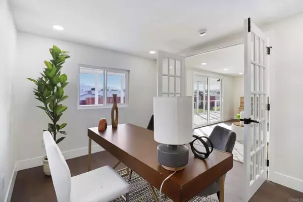 Santee, CA 92071,9233 Maranda Drive