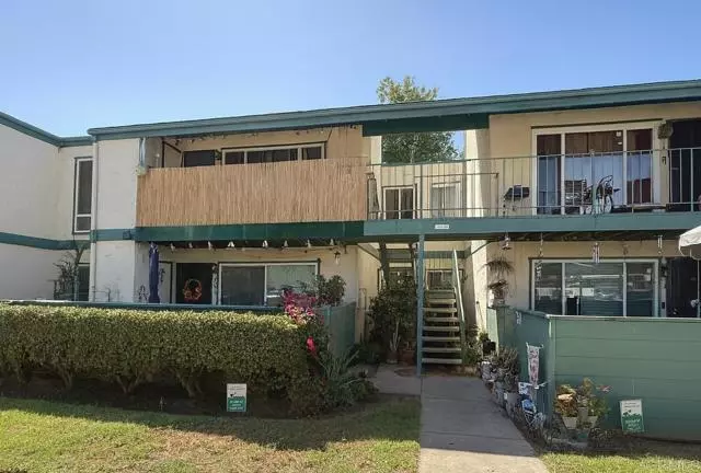 Escondido, CA 92027,1817 E Grand Avenue #56