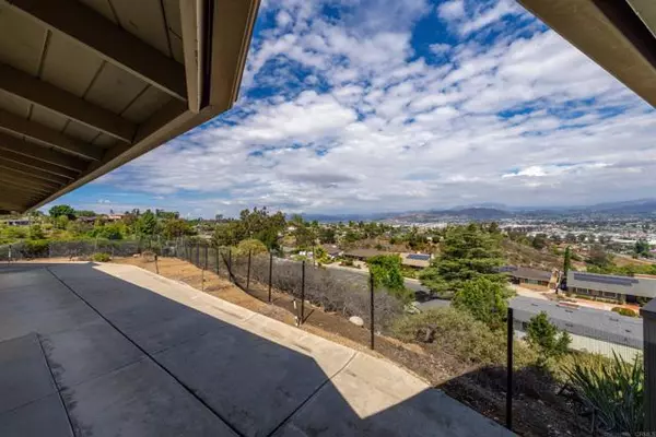 El Cajon, CA 92020,275 HiHill Way