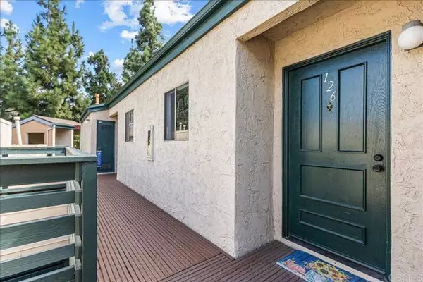 San Diego, CA 92126,9755 Mesa Springs Way #126