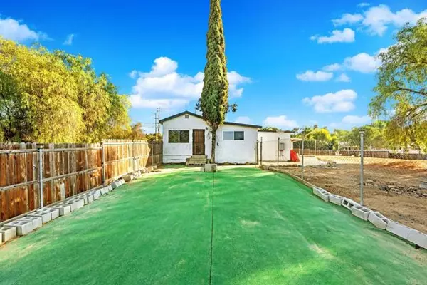 El Cajon, CA 92021,8273 Melrose Lane