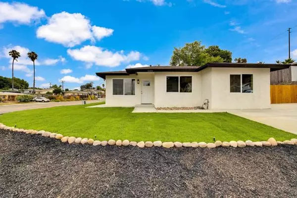 San Diego, CA 92115,3489 Glade Street