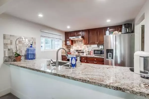 El Cajon, CA 92020,168 S Pierce Street