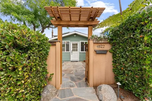 4522 Brighton Avenue, San Diego, CA 92107