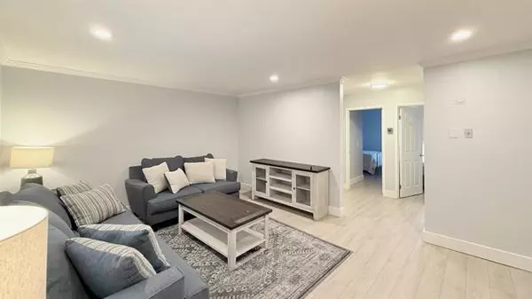 Del Mar, CA 92014,13754 Mango Dr ##205