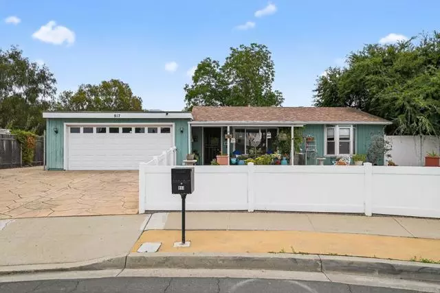 Vista, CA 92084,817 Avenida Taxco