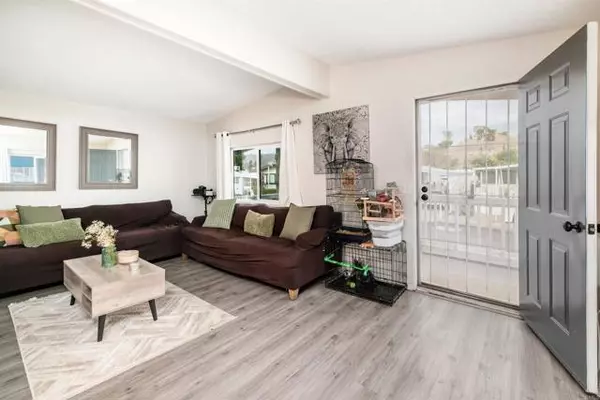 El Cajon, CA 92021,351 E Bradley #74