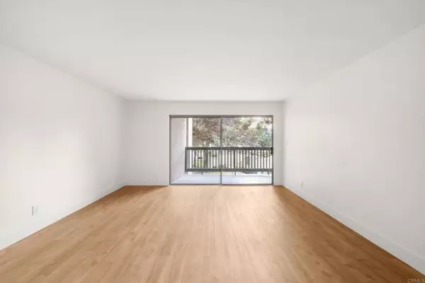 San Diego, CA 92107,4444 W Point Loma Boulevard #16