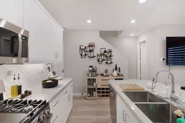 Chula Vista, CA 91913,2043 Bluestone Circle
