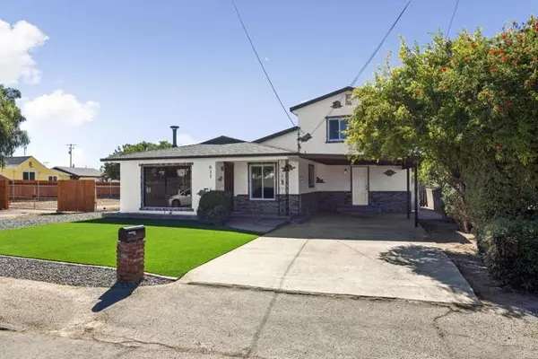 Ramona, CA 92065,611 9Th Street