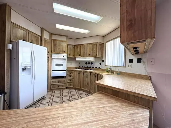 Santee, CA 92071,7467 Mission Gorge Rd. #293