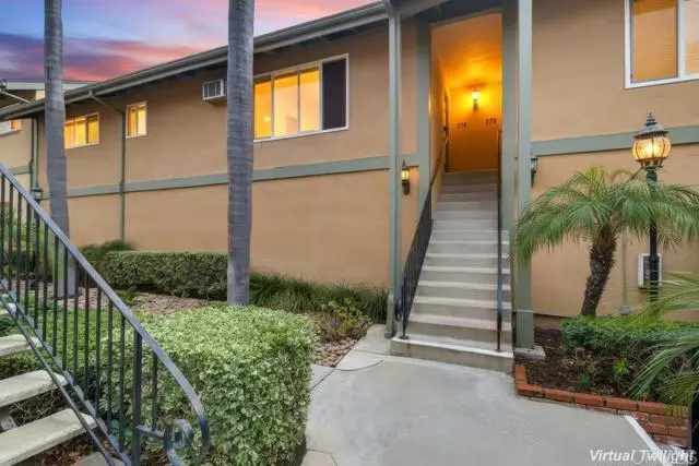 La Mesa, CA 91942,4847 Williamsburg Lane #274
