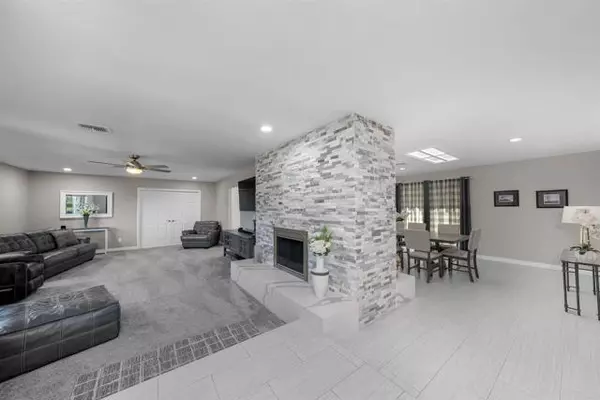 El Cajon, CA 92019,1755 E Lexington Avenue