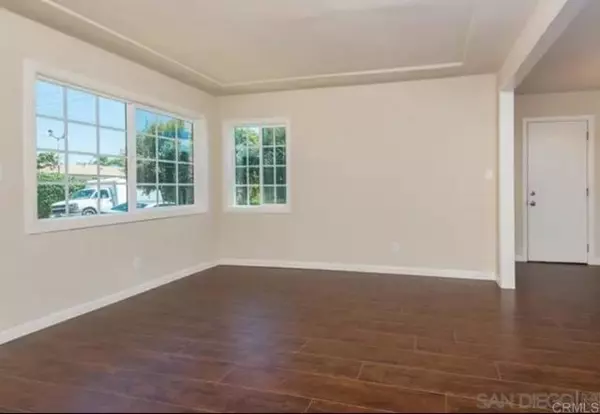 San Diego, CA 92113,920 S 40Th Street