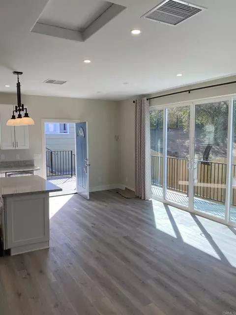 La Mesa, CA 91941,8545 Lemon Avenue #1