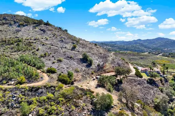 Valley Center, CA 92082,29345 Wilkes Rd